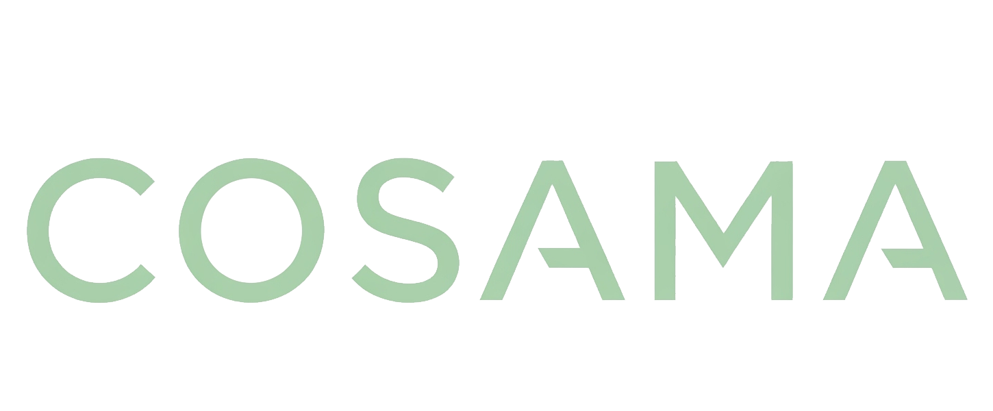 Logo blanco de Cosama Reformas, especialistas en cambio de bañera por ducha