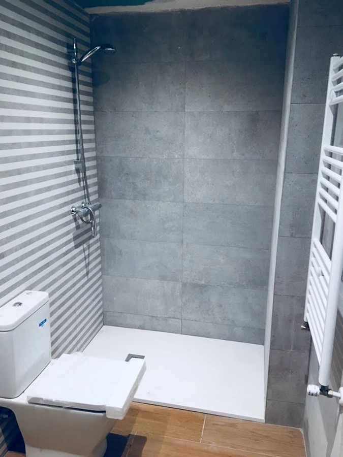 reforma-baño-barato-moderno-plato-de-ducha-valladolid-cosama